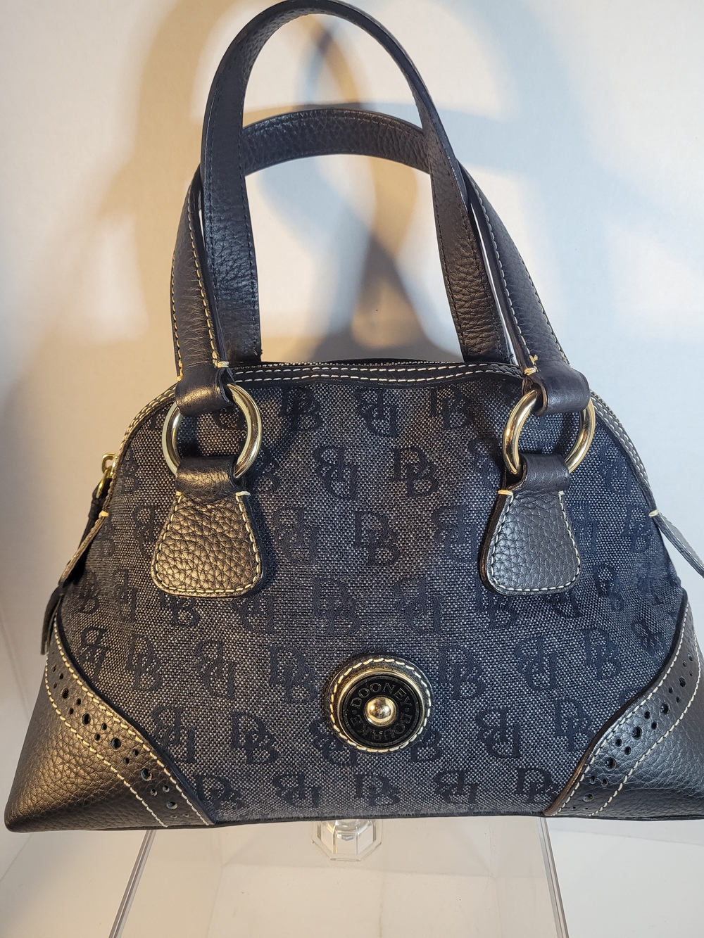 Dooney And Bourke Navy Blue Canvas And Leather Handbag Purse (Q)